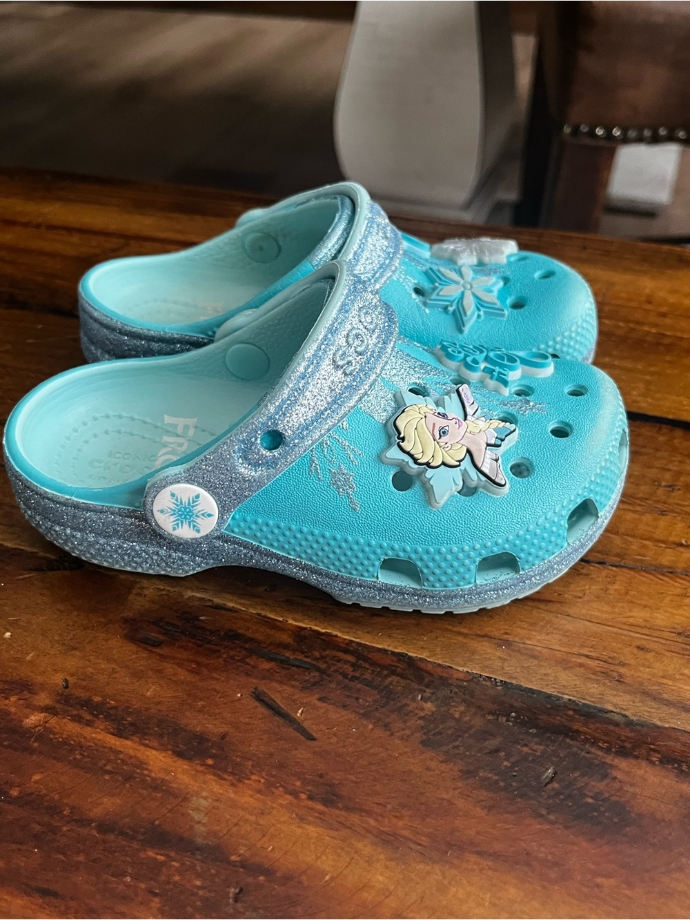 CROCS Kids Light Blue Elsa Frozen Clog Sandals - Picture 2 of 5
